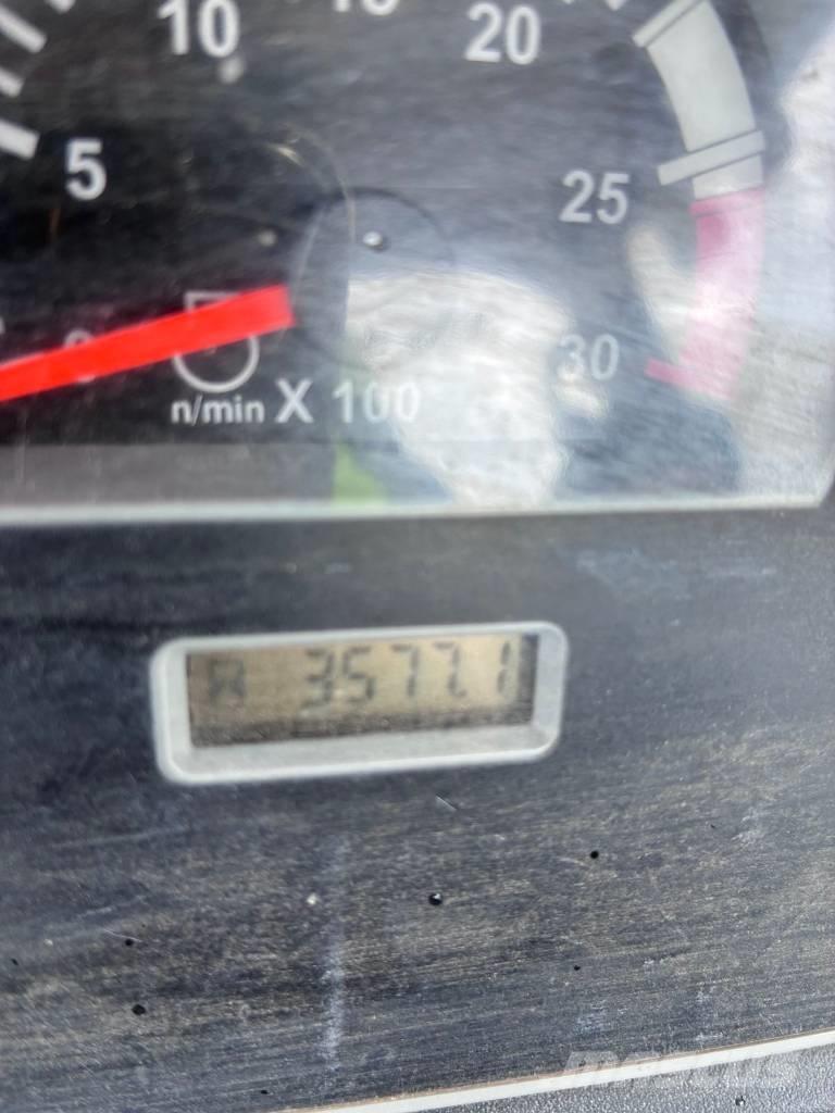 CAT 432 F Tractopelle