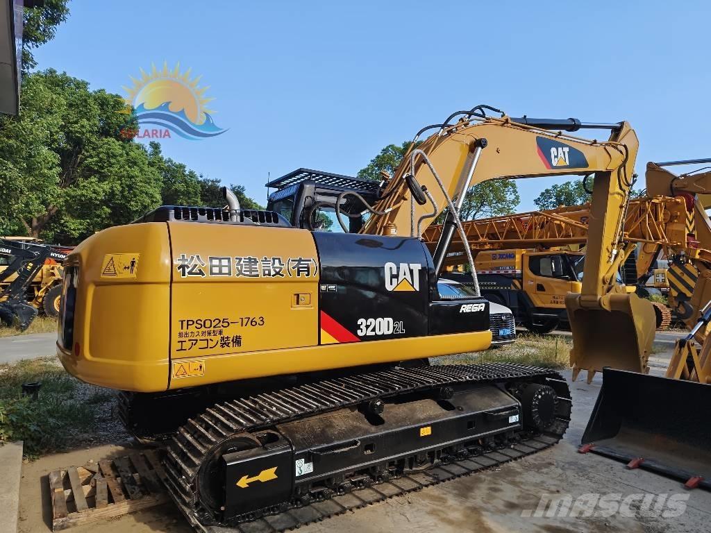 CAT 320D2L Pelle sur chenilles