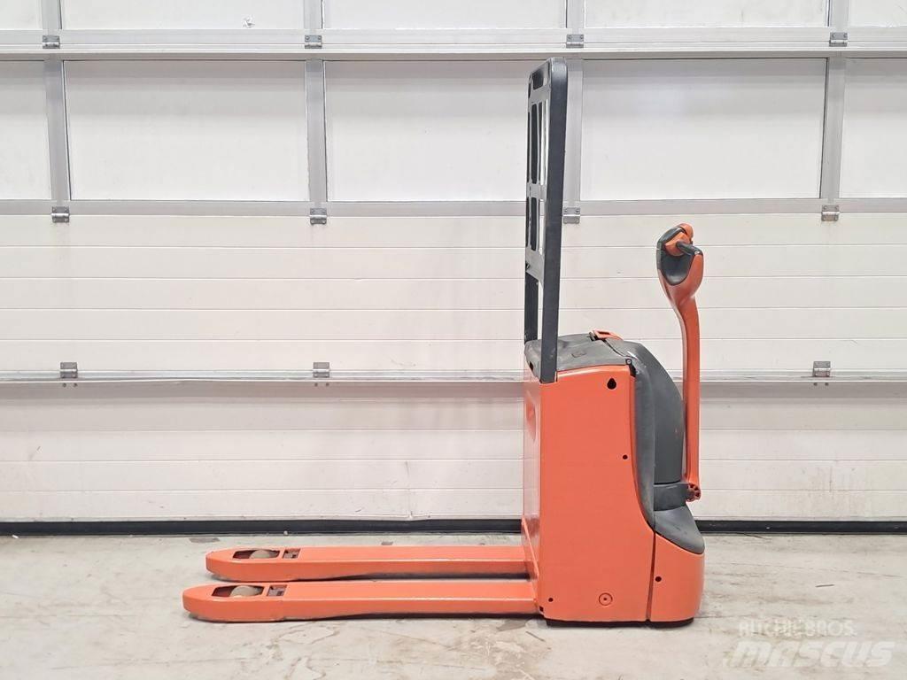 Linde T16 Transpalette accompagnant
