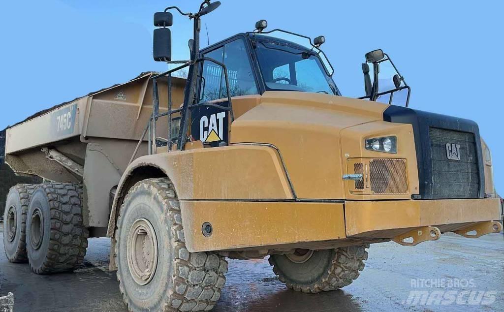 CAT 745 C Tombereau articulé