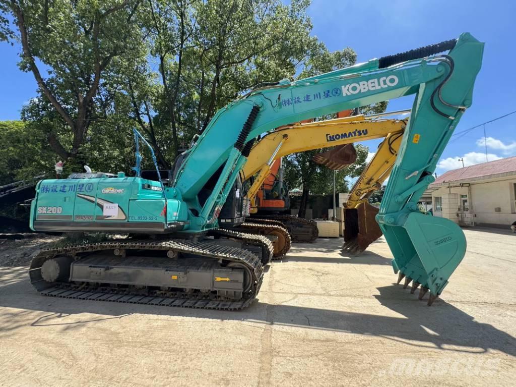 Kobelco SK200-8 Pelle sur chenilles