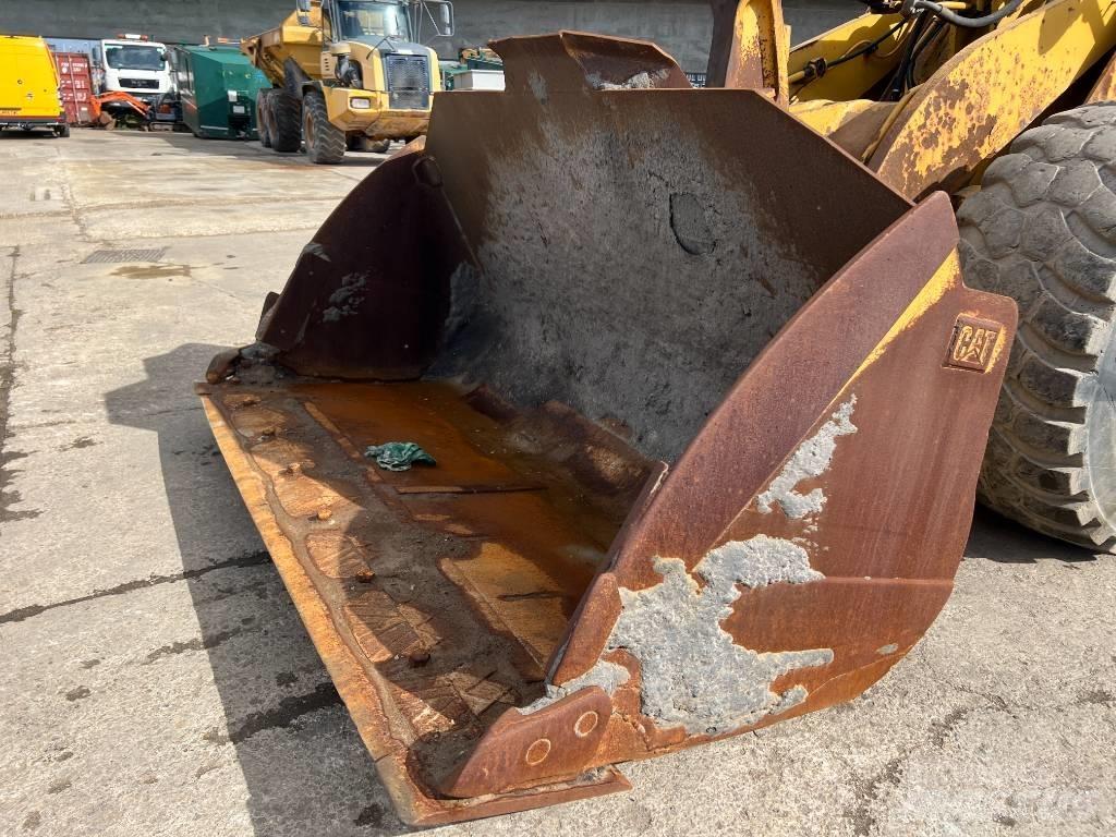 CAT 966 H Chargeuse sur pneus