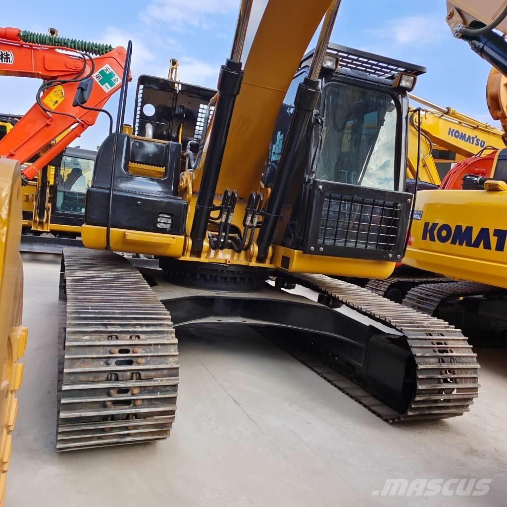CAT 320 D2L Pelle sur chenilles