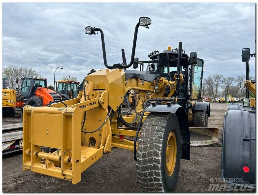 CAT 12 M 3 Niveleuse