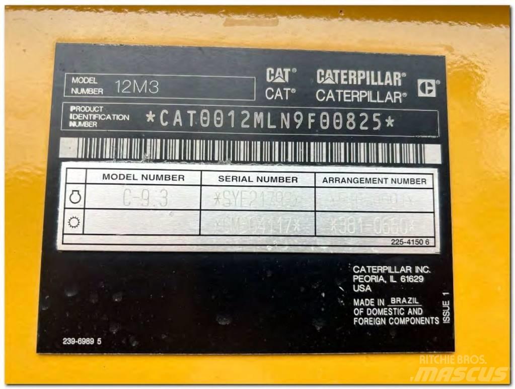CAT 12 M 3 Niveleuse