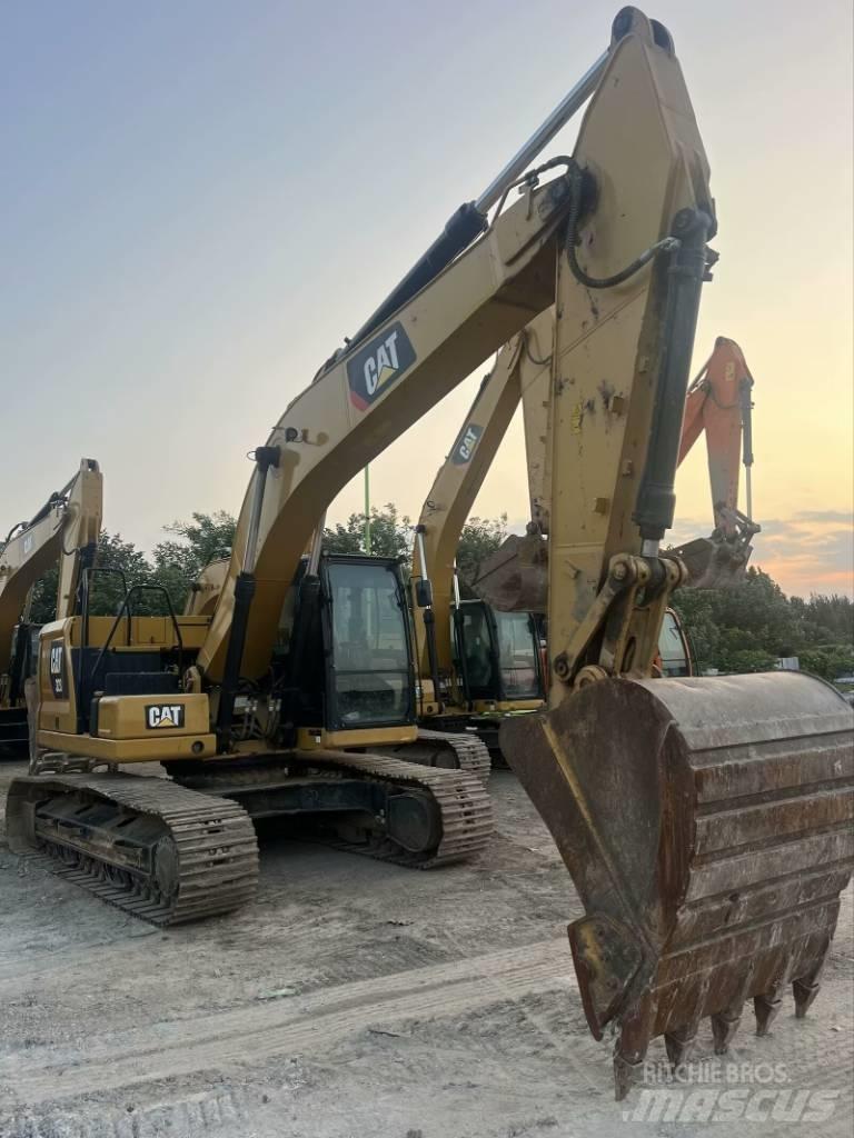 CAT 323 GC Pelle sur chenilles