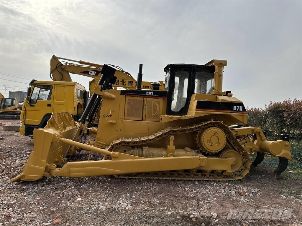 CAT D 7 H Bouteurs sur chenilles