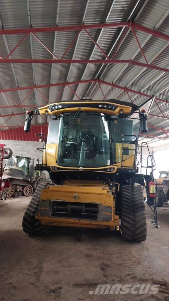 New Holland CR 9.90 Moissonneuse batteuse