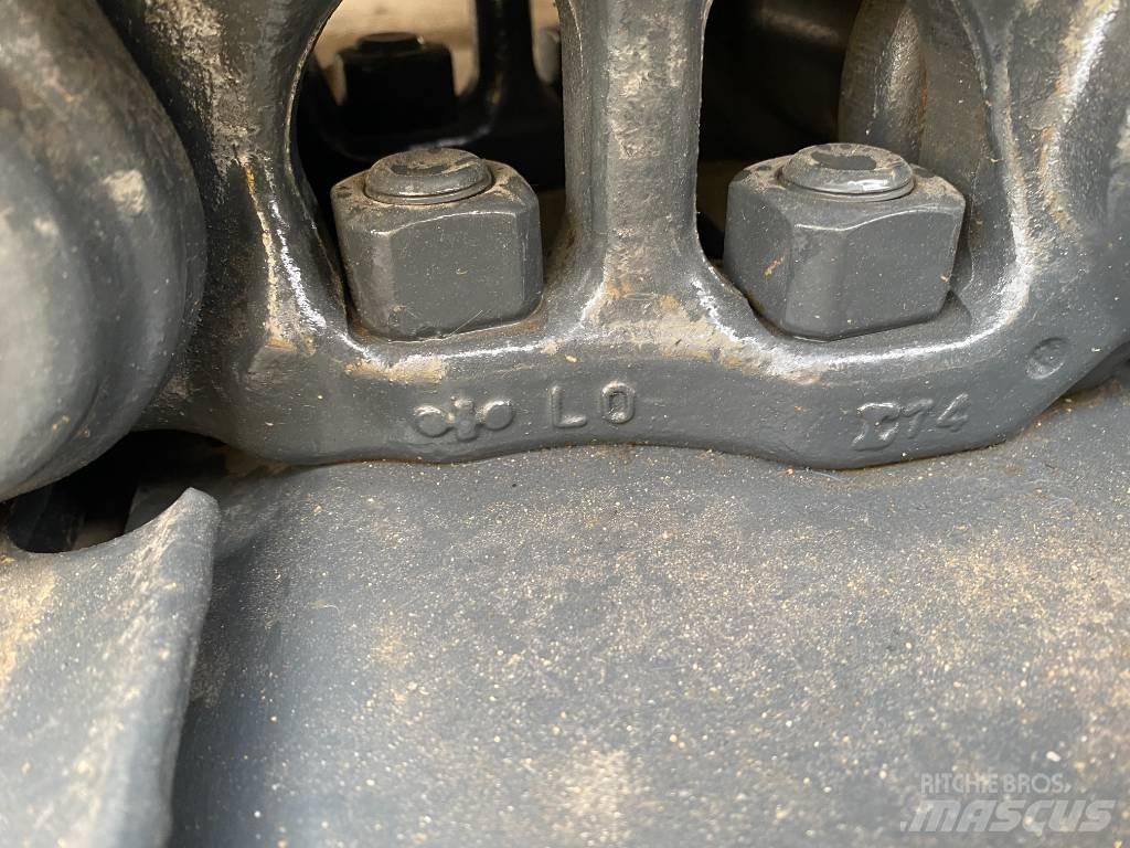 Komatsu PC210LC-8M0 Pelle sur chenilles