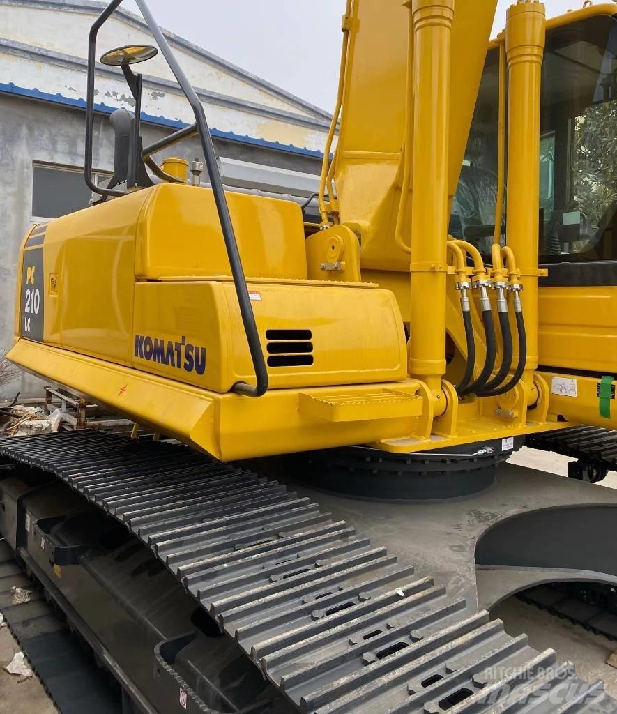 Komatsu PC210LC-8M0 Pelle sur chenilles