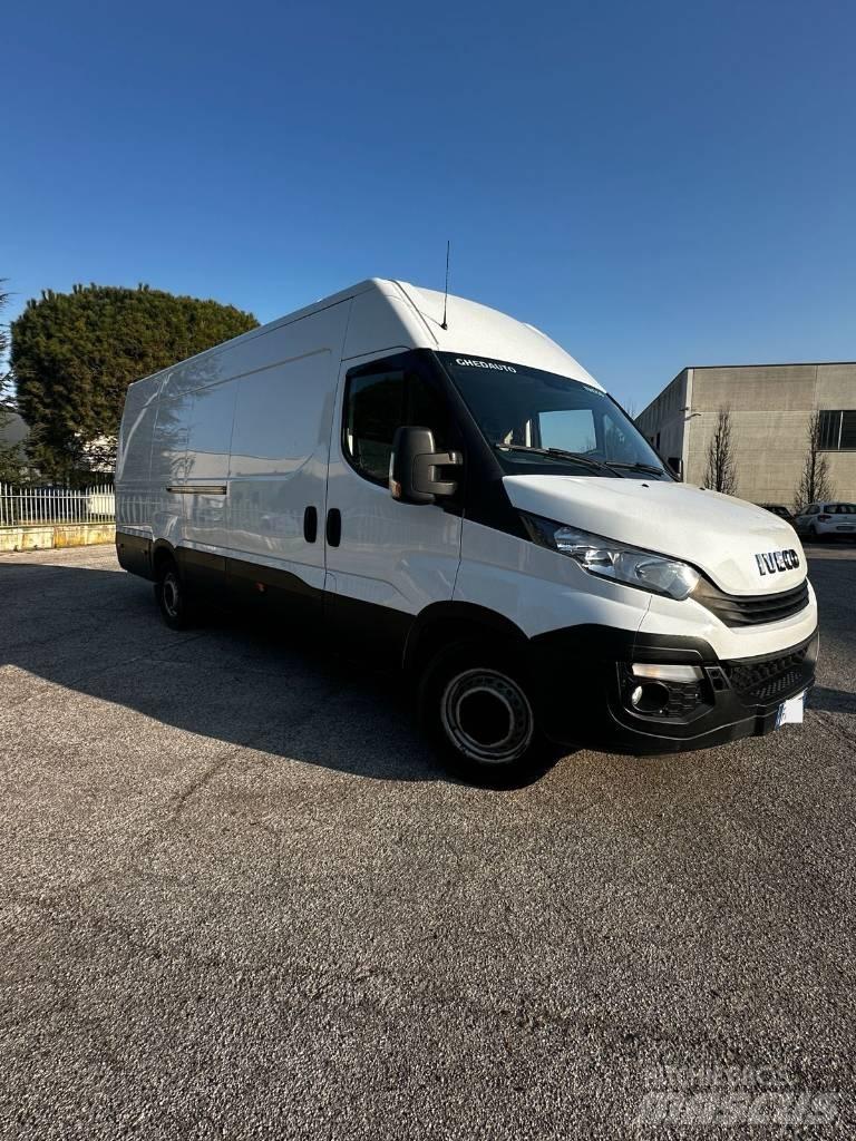 Iveco Daily 35 S16 Utilitaire