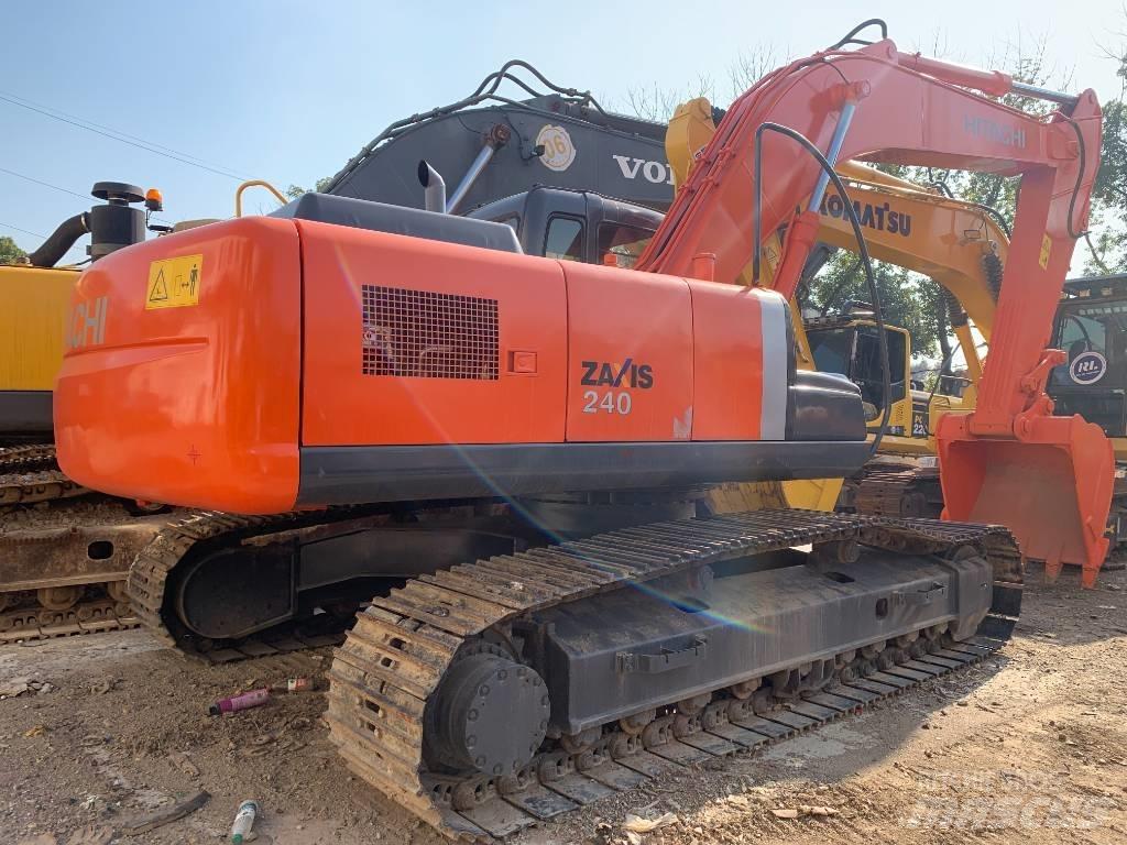 Hitachi Zaxis 240 Pelle sur chenilles