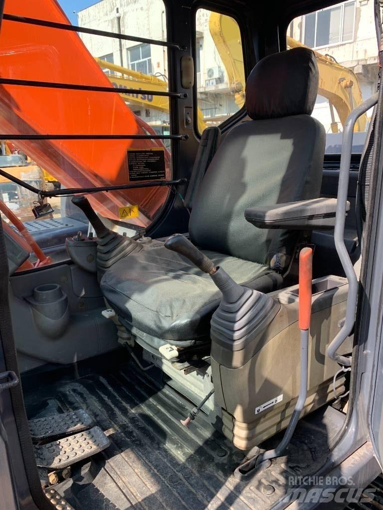 Hitachi Zaxis 240 Pelle sur chenilles