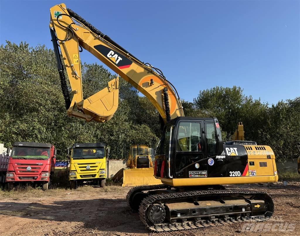 CAT 320 D L Pelle sur chenilles