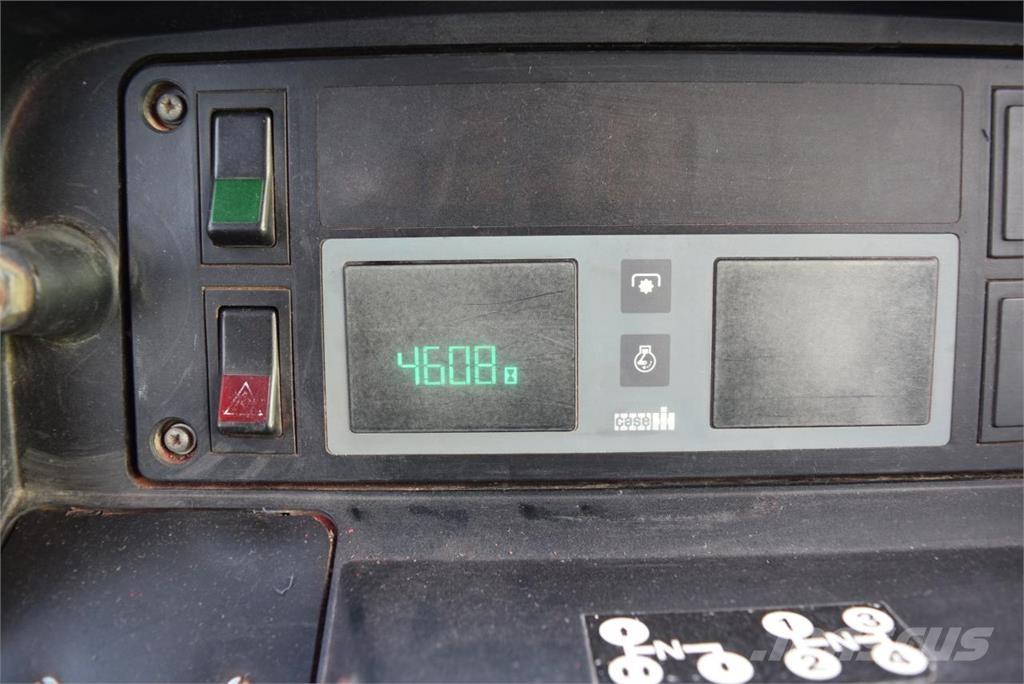 Case IH 840 A/S Tracteur