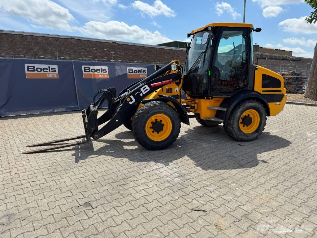 JCB 409 Chargeuse sur pneus