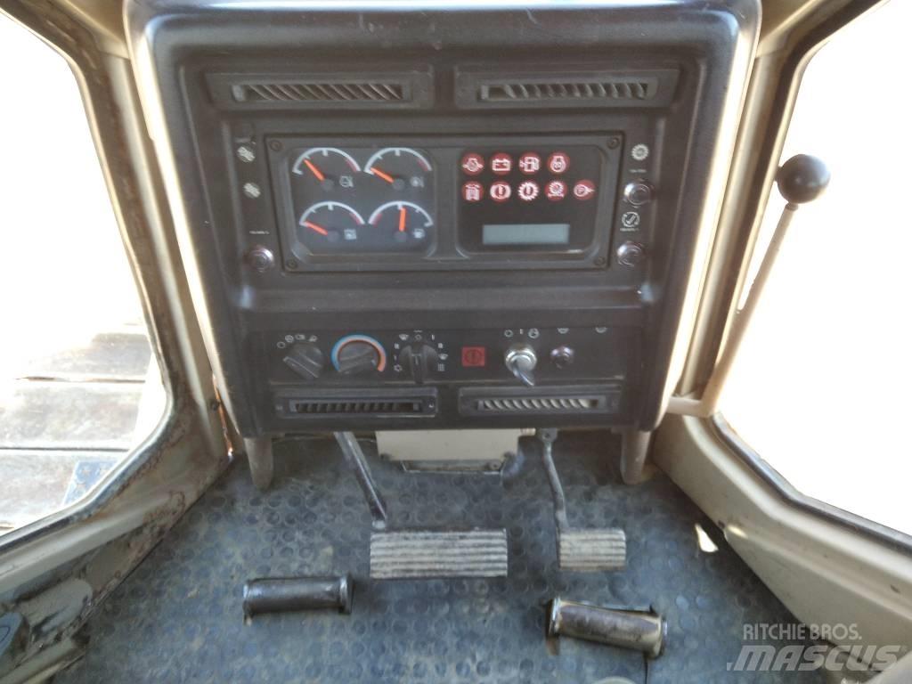 CAT D 6 M LGP Bouteurs sur chenilles