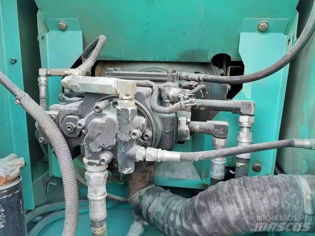 Kobelco SK 140 Pelle sur chenilles