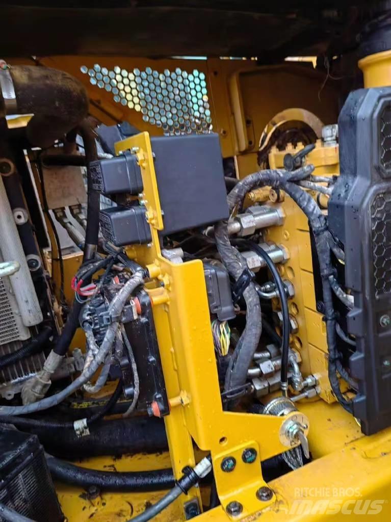 CAT 307.5 Mini pelle < 7t