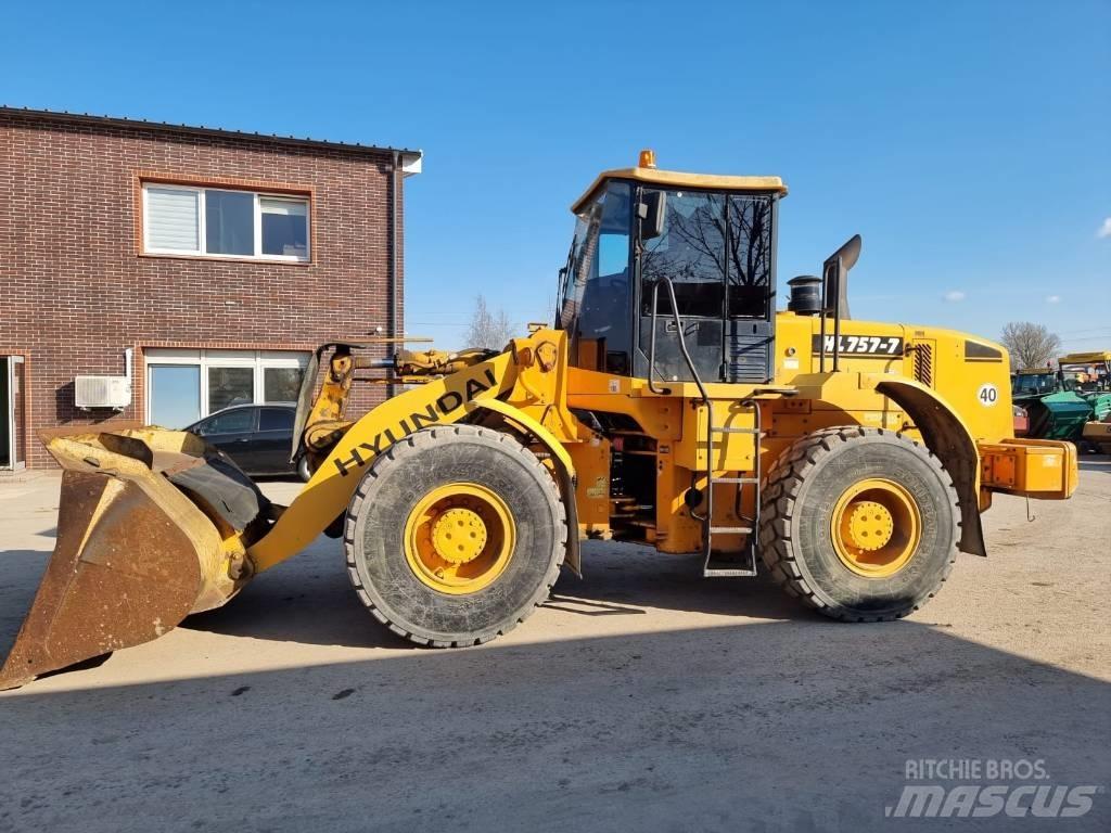 Hyundai HL 757-7 Chargeuse sur pneus