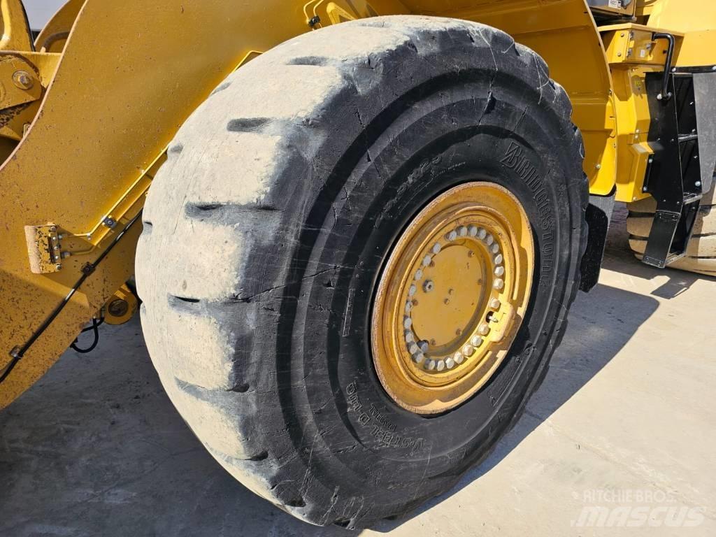 CAT 980M Chargeuse sur pneus