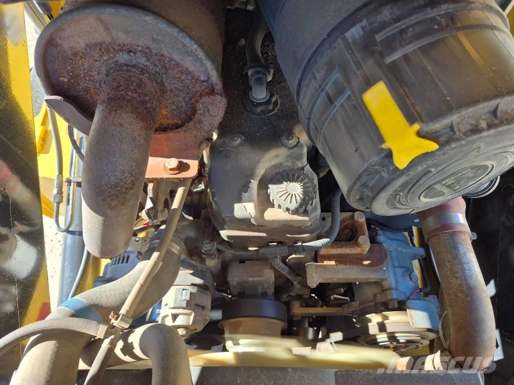 New Holland B 95 B Tractopelle