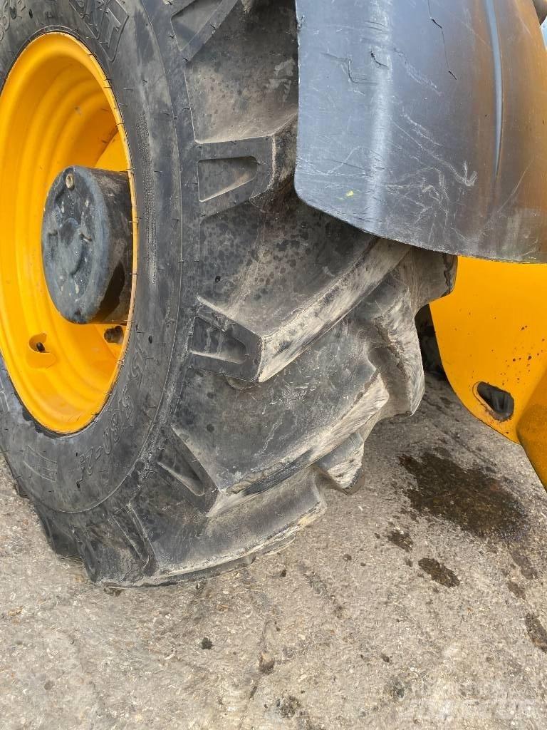 JCB 535-140 Chariot télescopique