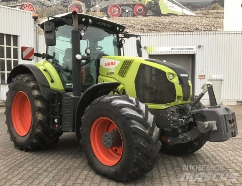 CLAAS AXION 850 Tracteur
