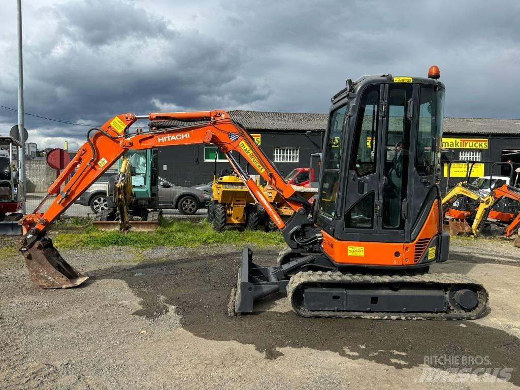 Hitachi ZX 30 U-2 Mini pelle < 7t