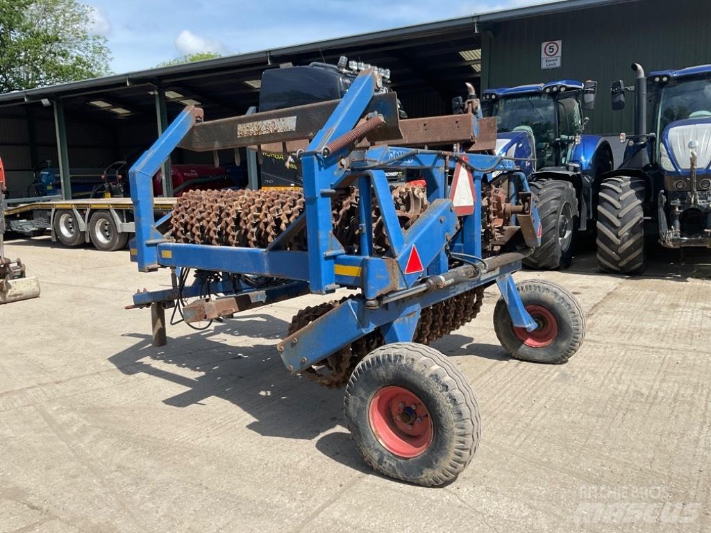 Dal-Bo Compact Déchaumeur, cultivateur