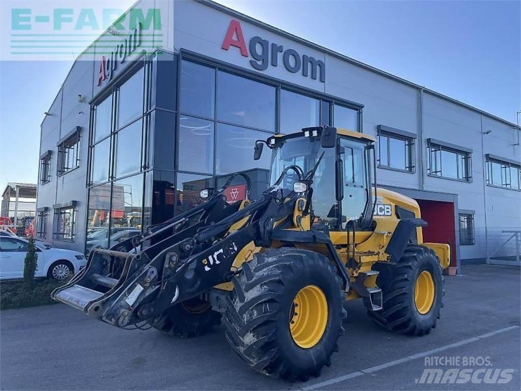 JCB 427 ht agri Mini pelle < 7t