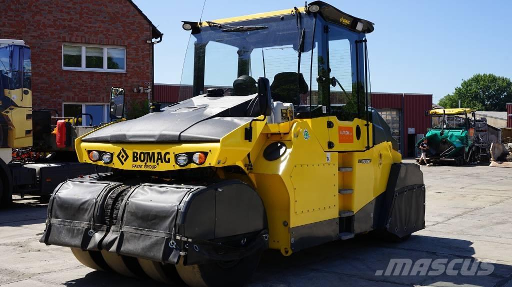 Bomag BW 28 RH Rouleaux à pneumatiques