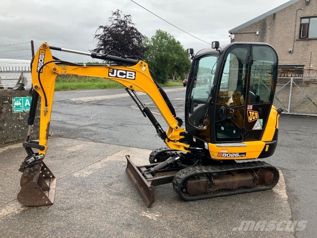JCB 8026 CTS Mini pelle < 7t