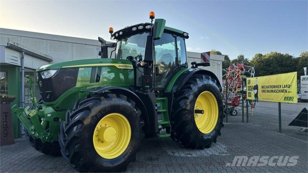 John Deere 6R250 Tracteur