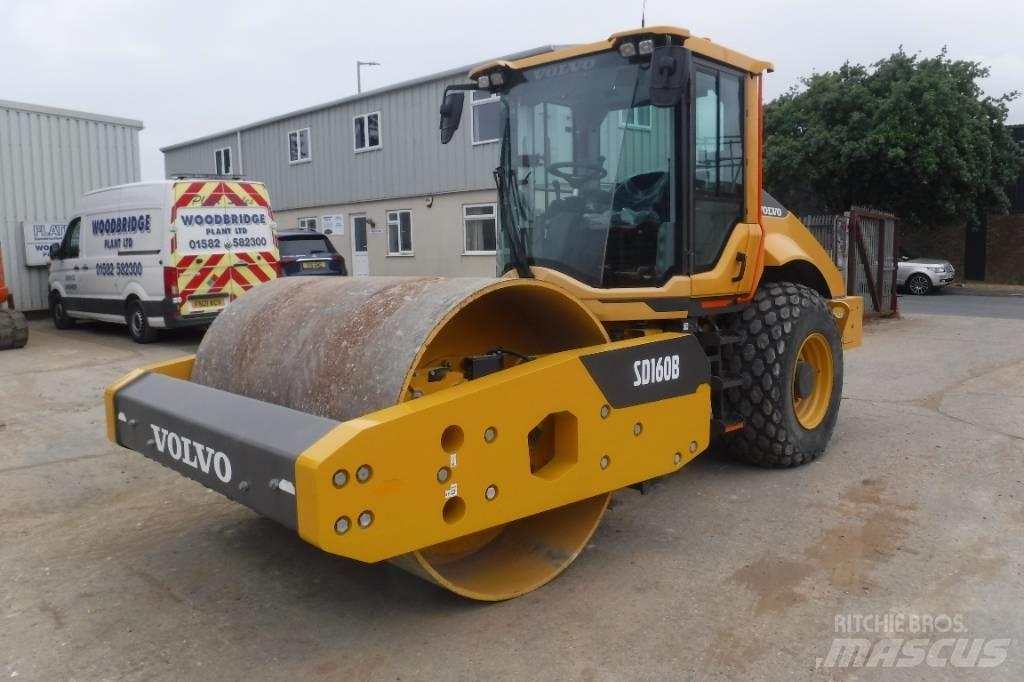 Volvo SD 160 B Rouleaux à pneumatiques