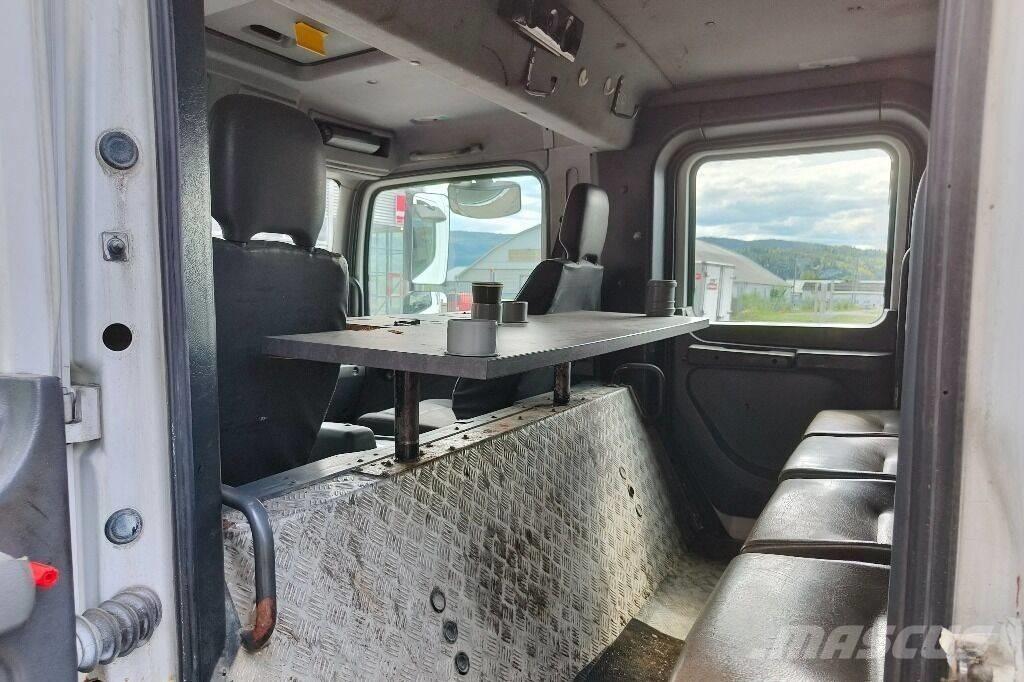 Mercedes-Benz 1018 Camion Fourgon