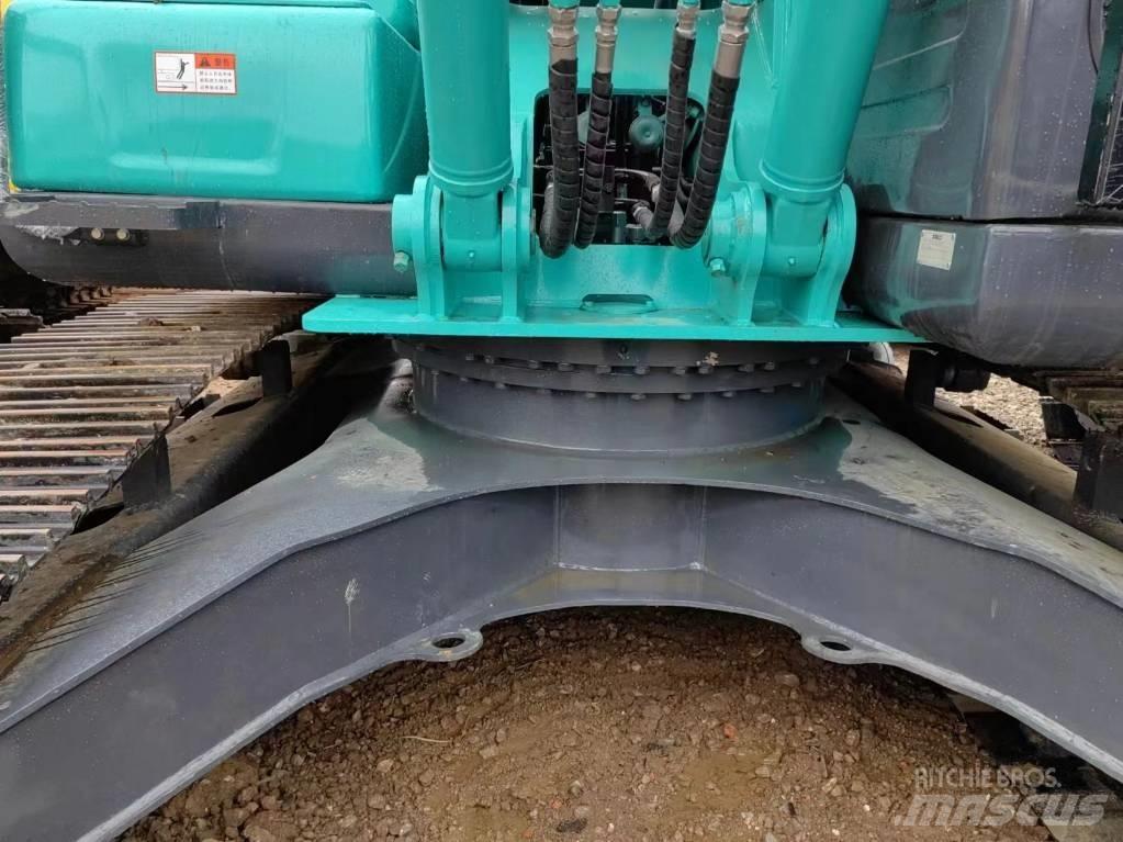 Kobelco SK200超8 Pelle sur chenilles