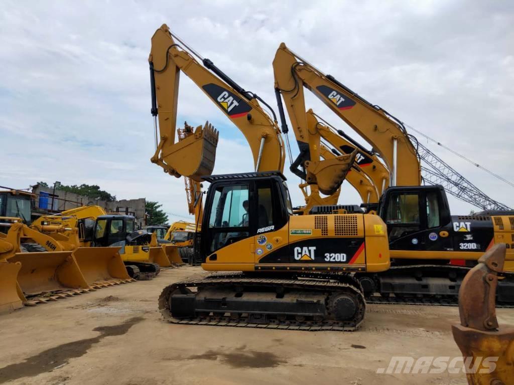 CAT 320D Pelle sur chenilles