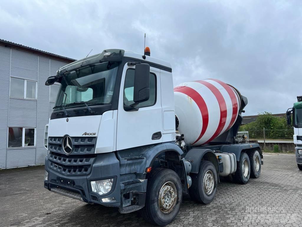 Mercedes-Benz 3248 Camion malaxeur