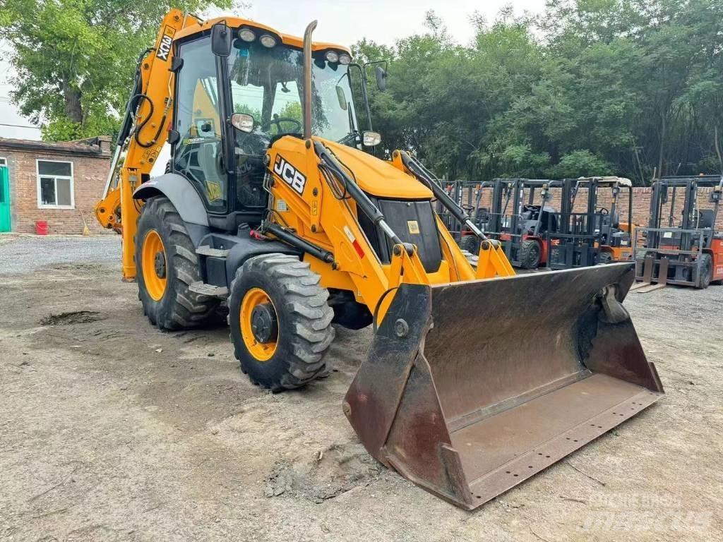 JCB 3 CX Pelle sur pneus