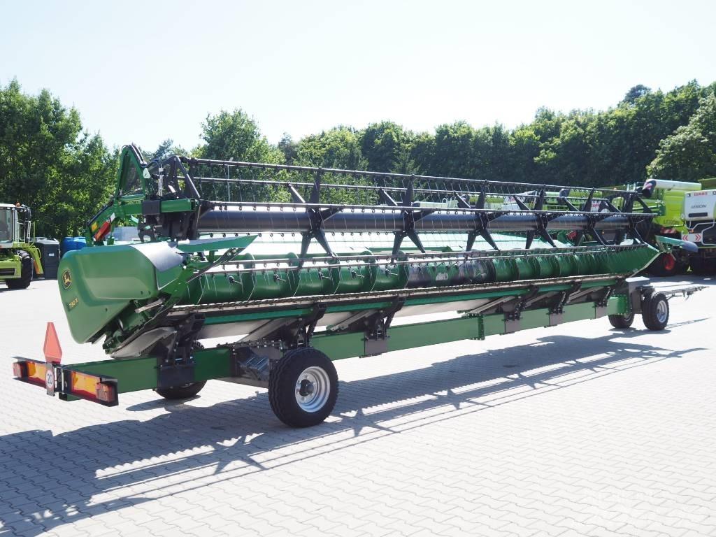John Deere S780 + 730X Moissonneuse batteuse