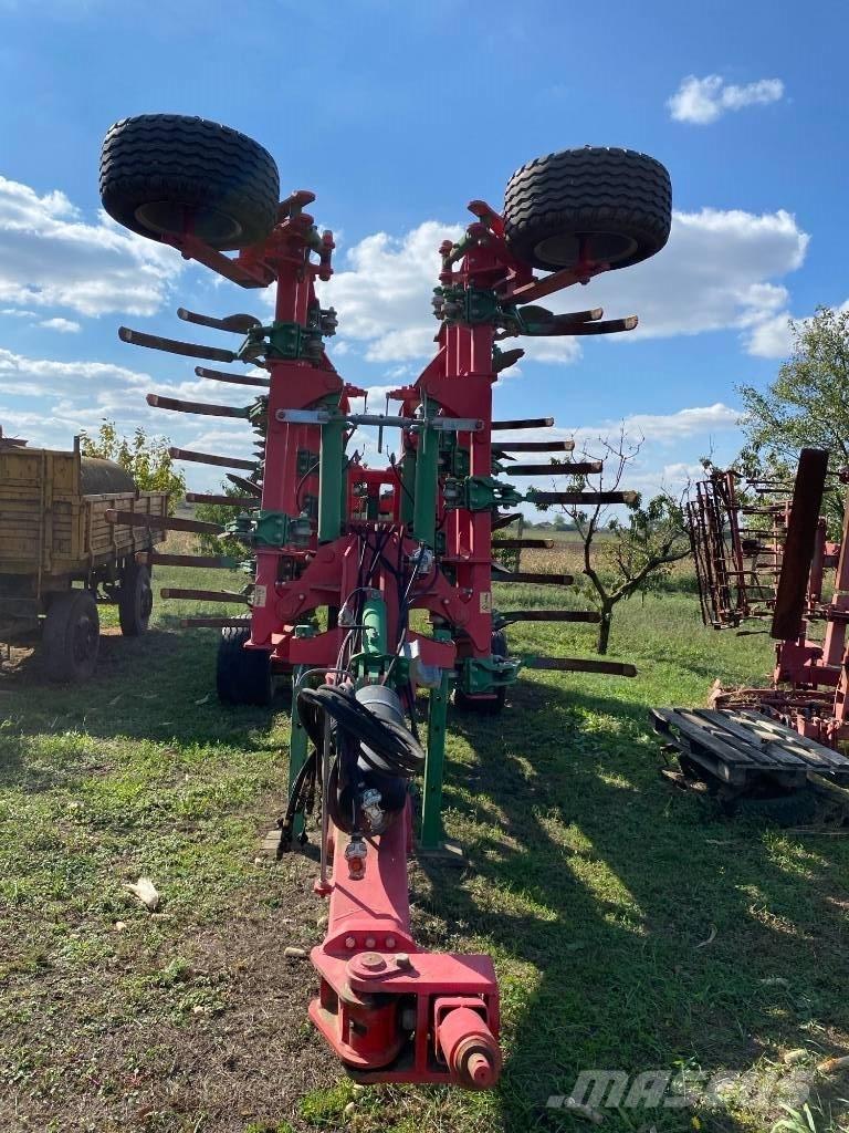 Unia Cross HP 6 Déchaumeur, cultivateur