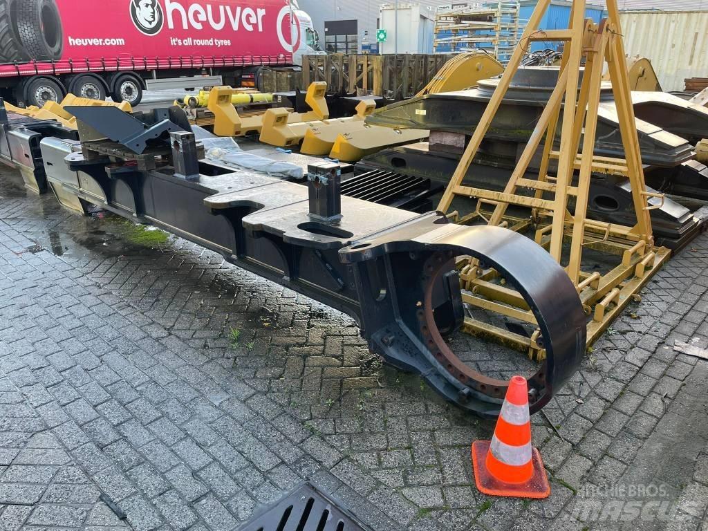 CAT 390 F L Châssis et suspension