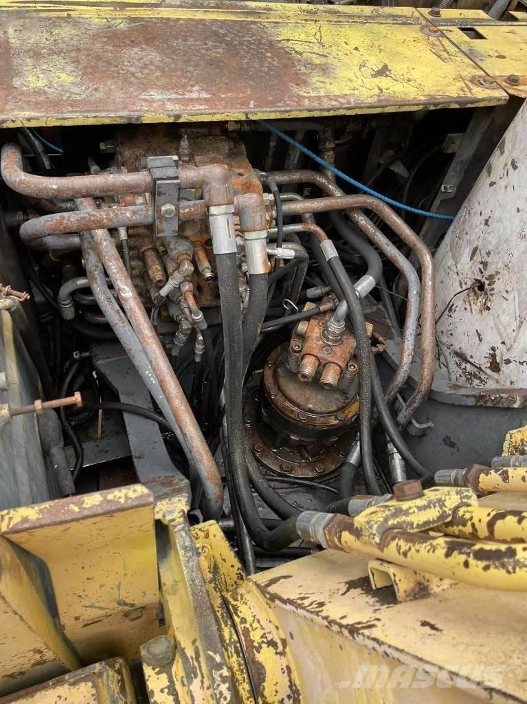 Sumitomo SH120 Pelle sur chenilles