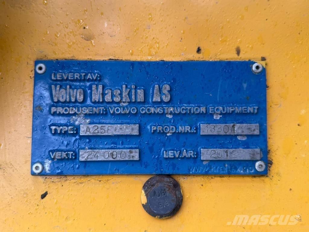 Volvo A 25 F Tombereau articulé