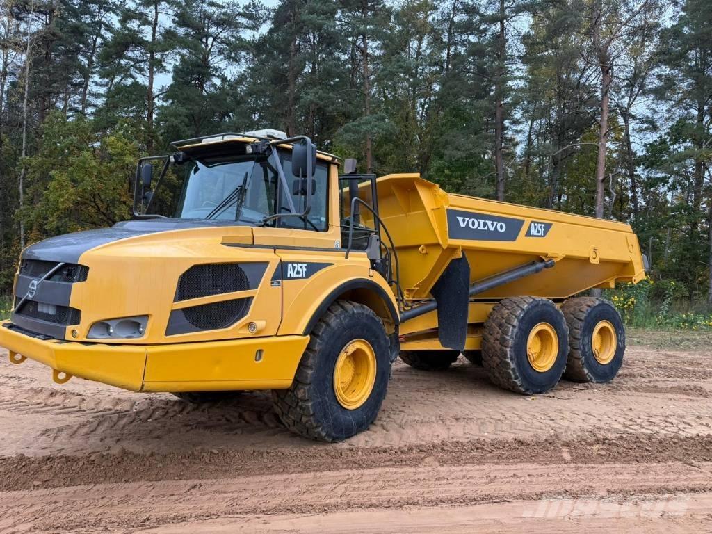 Volvo A 25 F Tombereau articulé