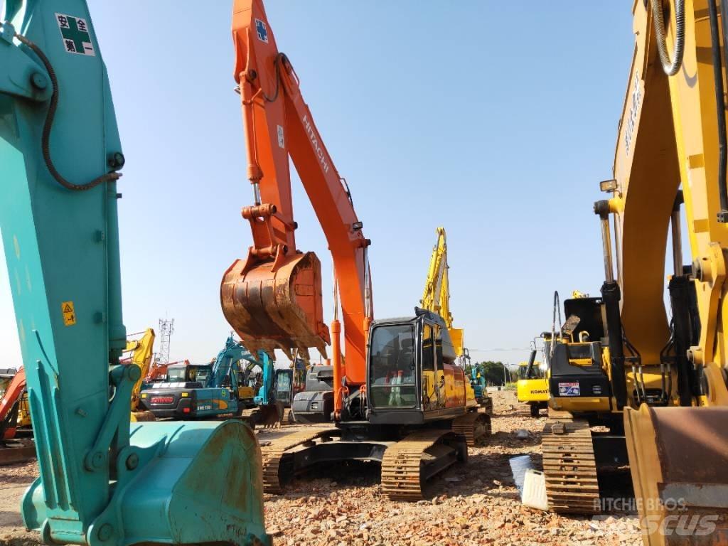 Hitachi ZX 240-3 Pelle sur chenilles