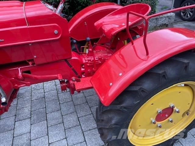 Porsche Junior 108 Tracteur