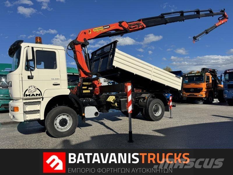 MAN 19.364 FAC Camion plateau ridelle avec grue