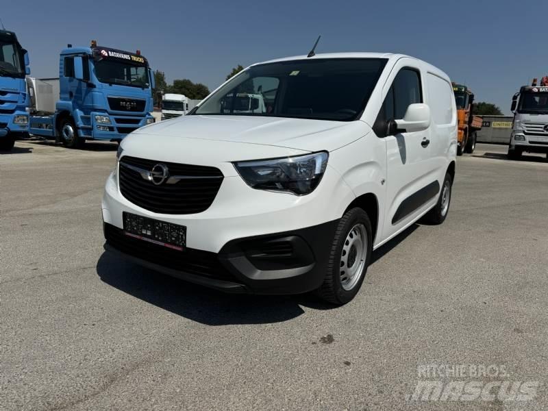 Opel COMBO Utilitaire benne